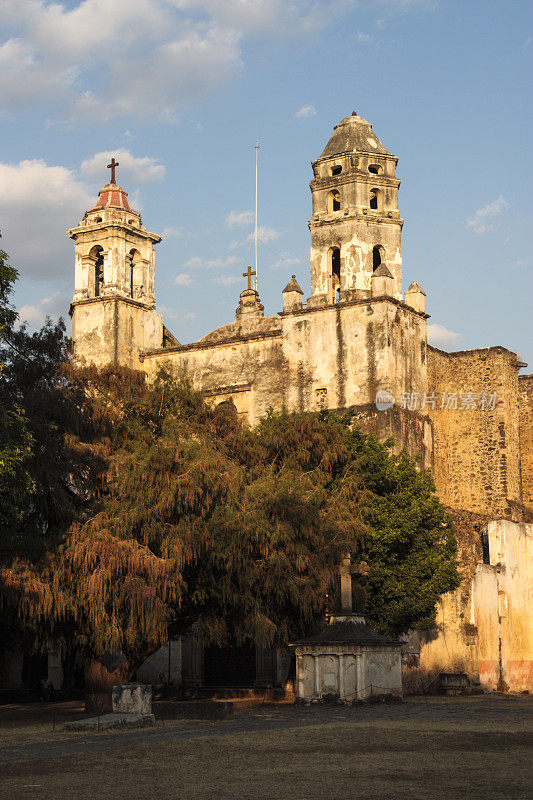 Tepoztlan教堂