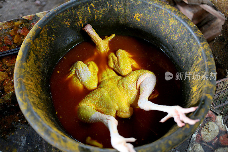 马来西亚美食:烟熏鸡肉