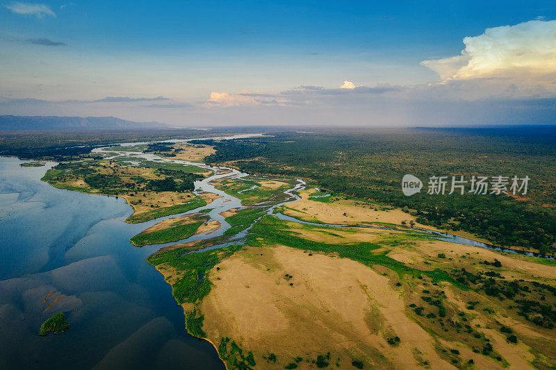 鸟瞰赞比西河，赞比亚
