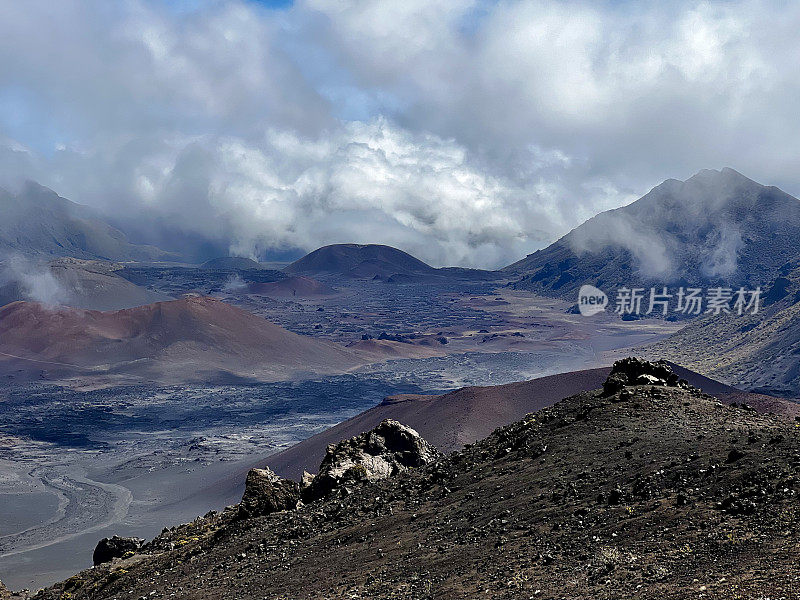 夏威夷毛伊岛的哈雷阿卡拉火山口