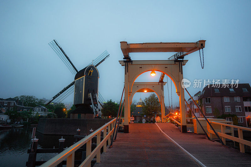 莱顿的夜景