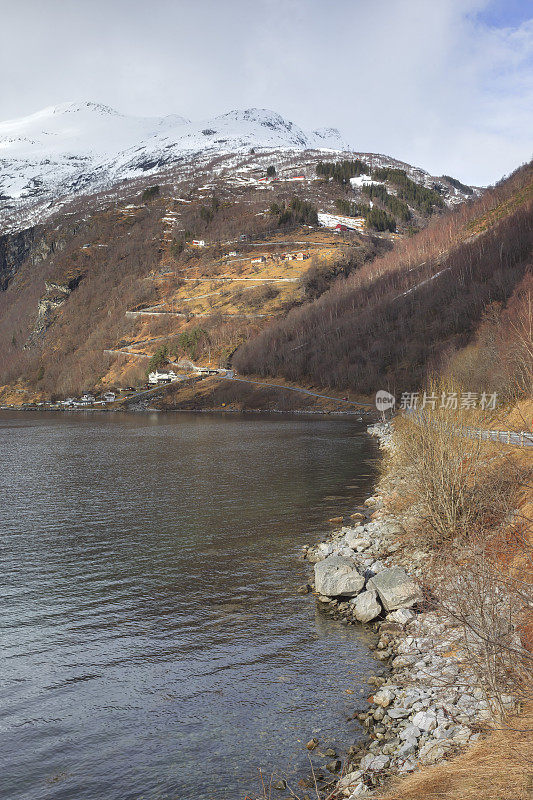盖兰格峡湾是挪威冬季最著名的自然地标。联合国教科文组织文化遗产