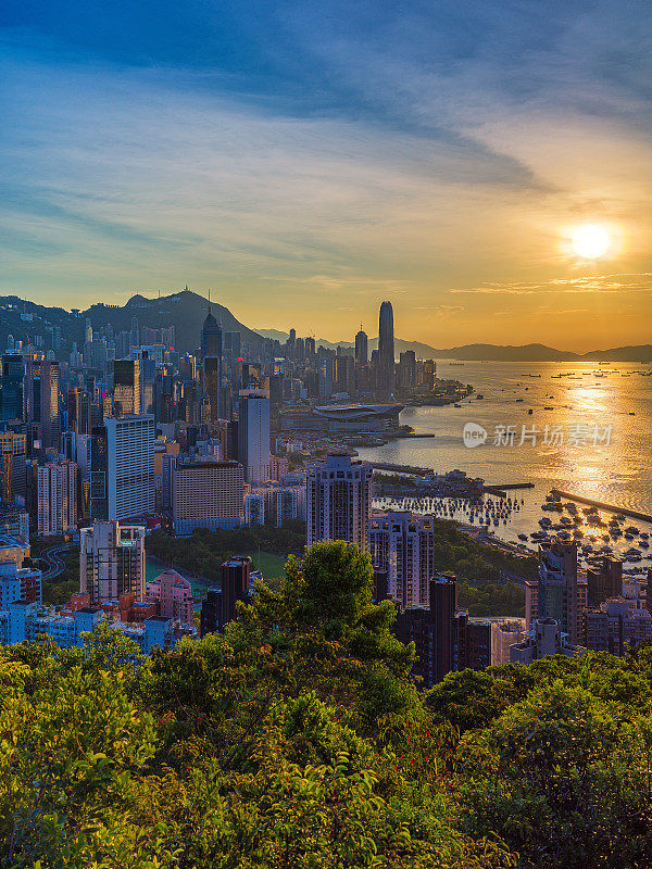 香港维多利亚港的日落