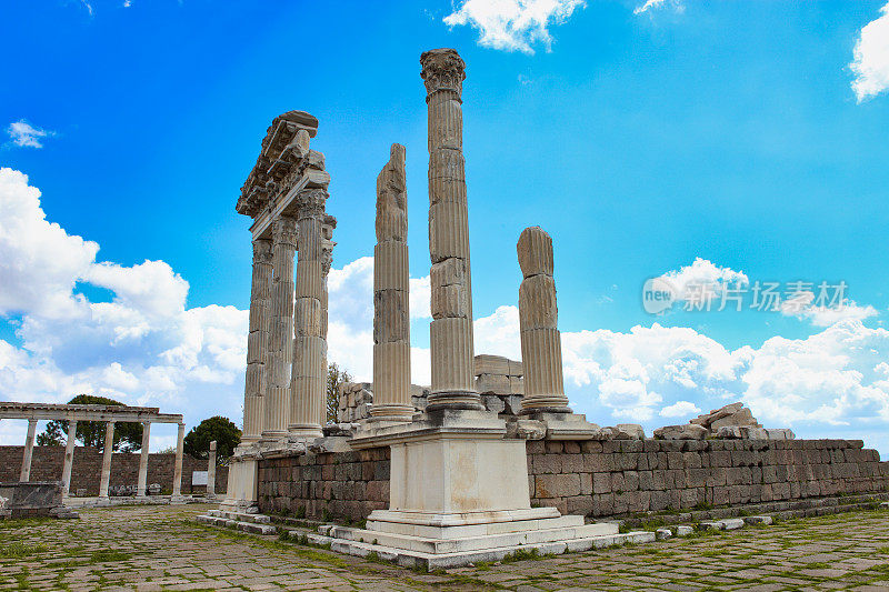 图拉真神庙，佩加蒙，贝尔加马，伊兹密尔，土耳其