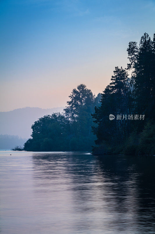 斯普劳特湖省立公园