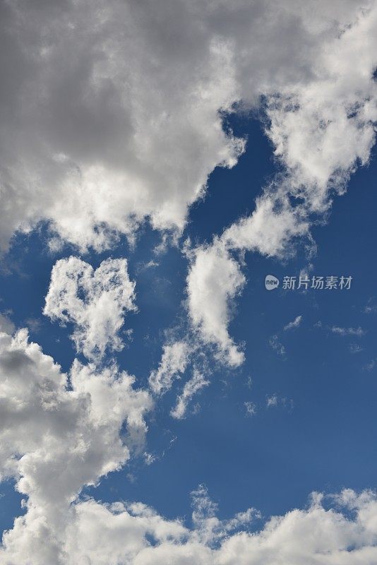 天空回粒