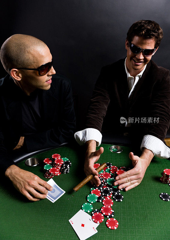 扑克游戏-赢家