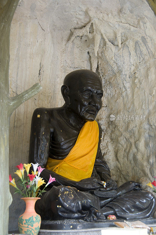 泰国，帕塔隆，坐佛寺