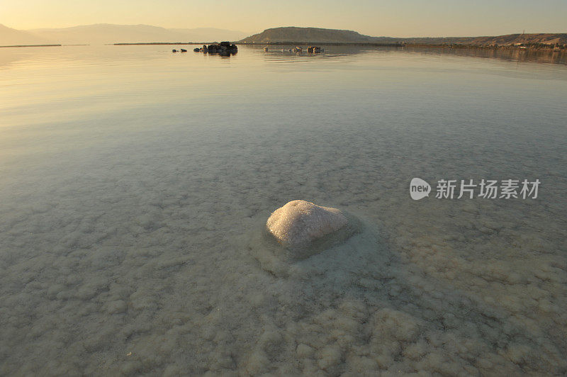 美丽的死海背景。