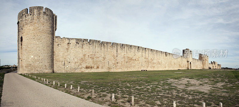 法国有城墙的小镇艾格莫特斯