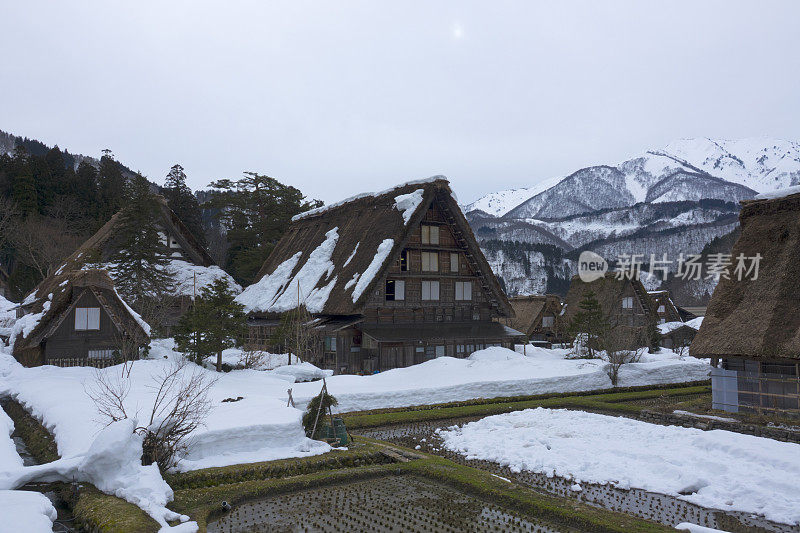 日本岐阜县白川乡村,