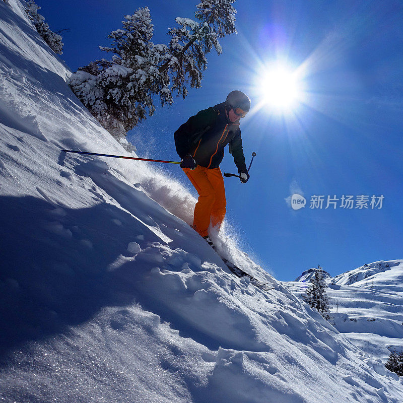 在奥地利圣安东滑雪