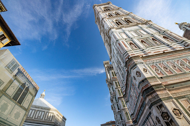 意大利托斯卡纳佛罗伦萨大教堂广场的乔托钟楼(钟楼)