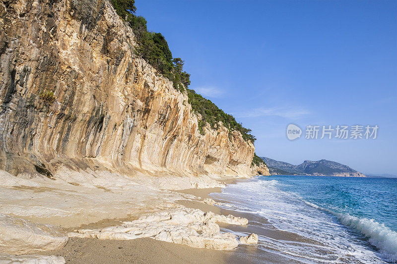 卡拉卢纳，撒丁岛东海岸最具标志性的海滩之一——意大利