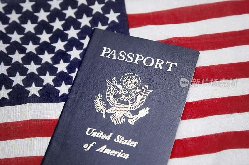 美国护照上的星条旗
