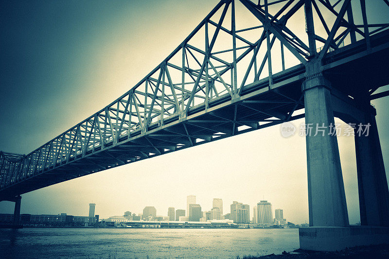 密西西比河新奥尔良的新月城连接