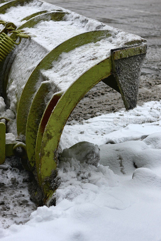 雪犁特写