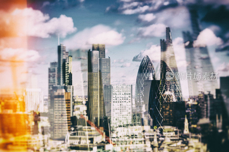 伦敦金融城公司建筑的复古相机抽象画