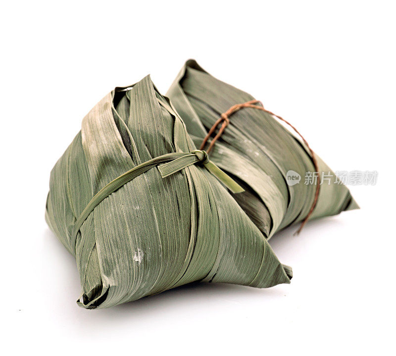 传统的包粽子