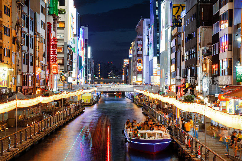 晚上的Dotonbori运河