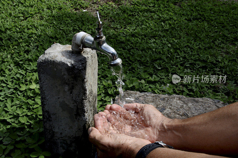 水龙头漏水