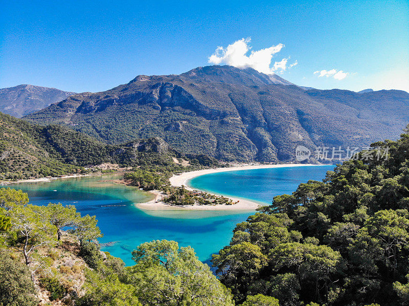 最美丽的海滩之一是Oludeniz。Oludeniz在土耳其。