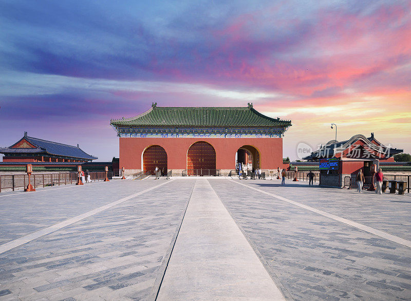 日出北京天坛