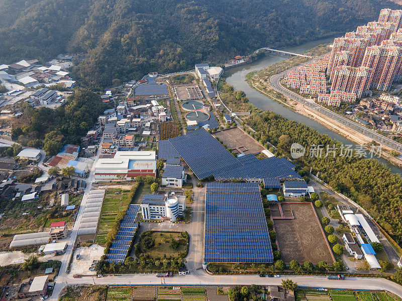 太阳能污水处理厂鸟瞰图