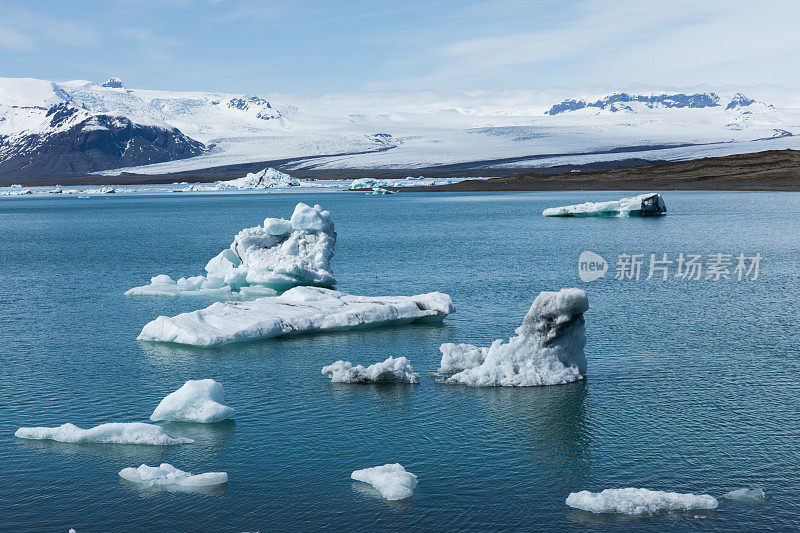 冰岛Jokulsarlon冰川泻湖冰山