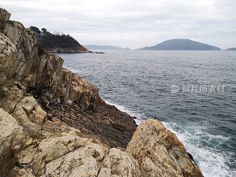 香港大浪湾多岩石的海岸线