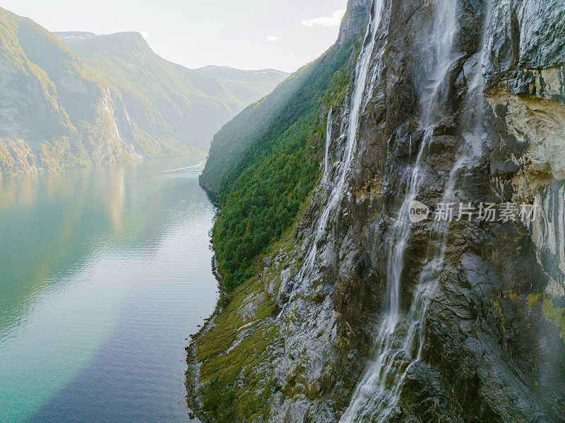 挪威Geirangerfjord七姐妹瀑布鸟瞰图
