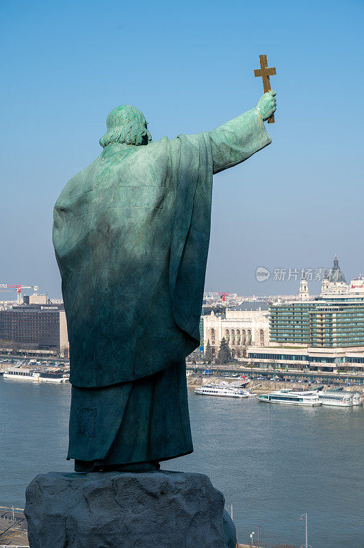 圣热拉尔·萨格雷多雕像，匈牙利布达佩斯