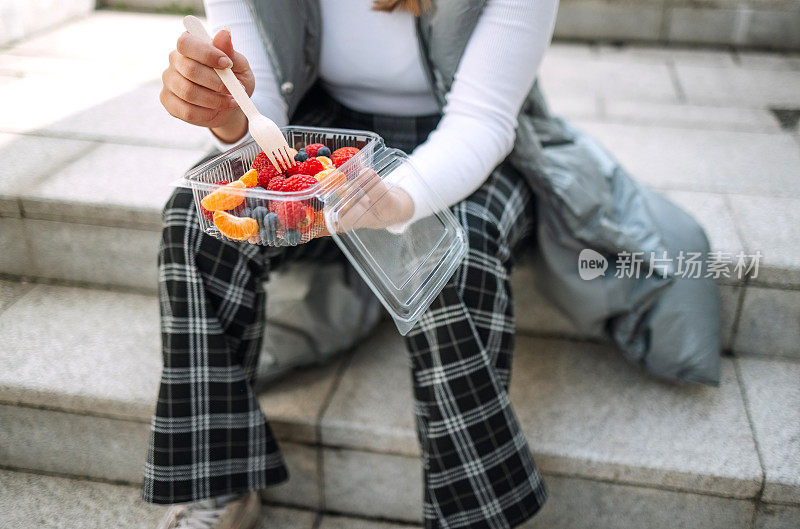 塑料包装的食品和饮料