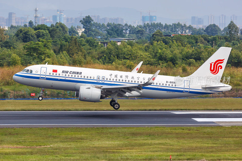 中国国际航空公司空客A320neo飞机中国成都双流机场