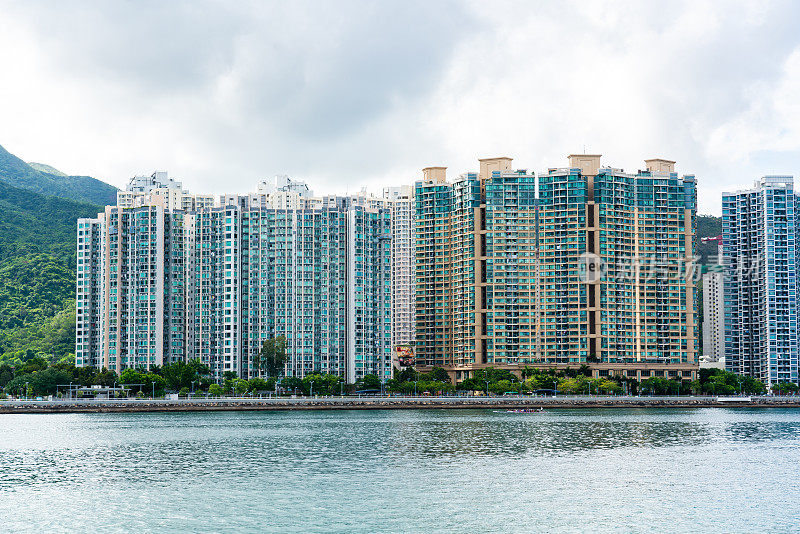 马鞍山和密集的住宅楼