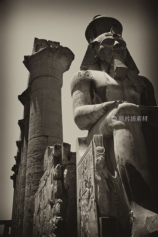 埃及神庙的旧照片
