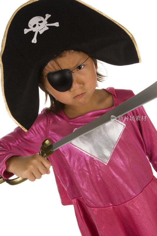 假小子装扮成海盗和超级英雄