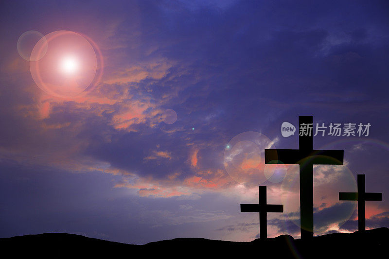 复活节山上有三个十字架，耶稣受难日。