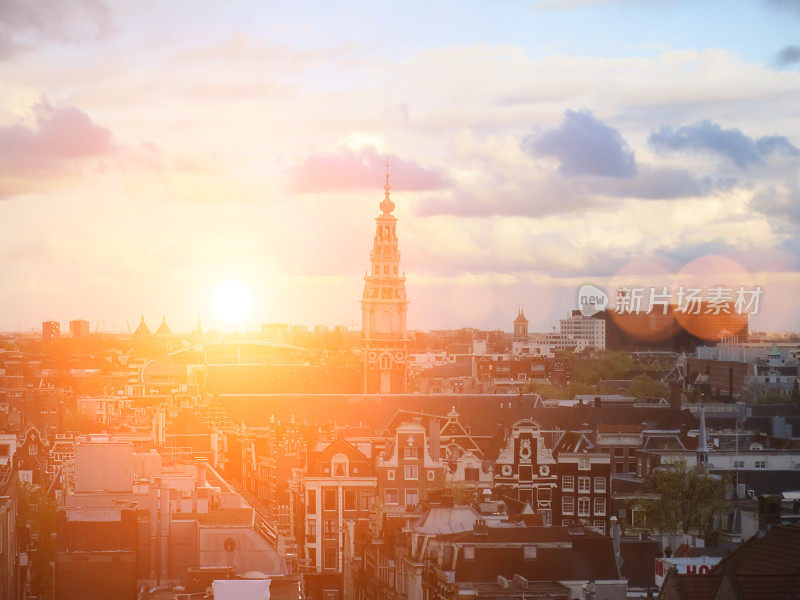 鸟瞰图城市全景日落阿姆斯特丹，荷兰