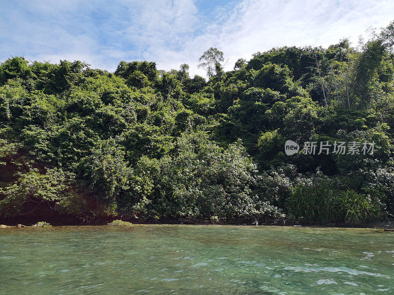 香港西贡仁田仔岛的海岸线