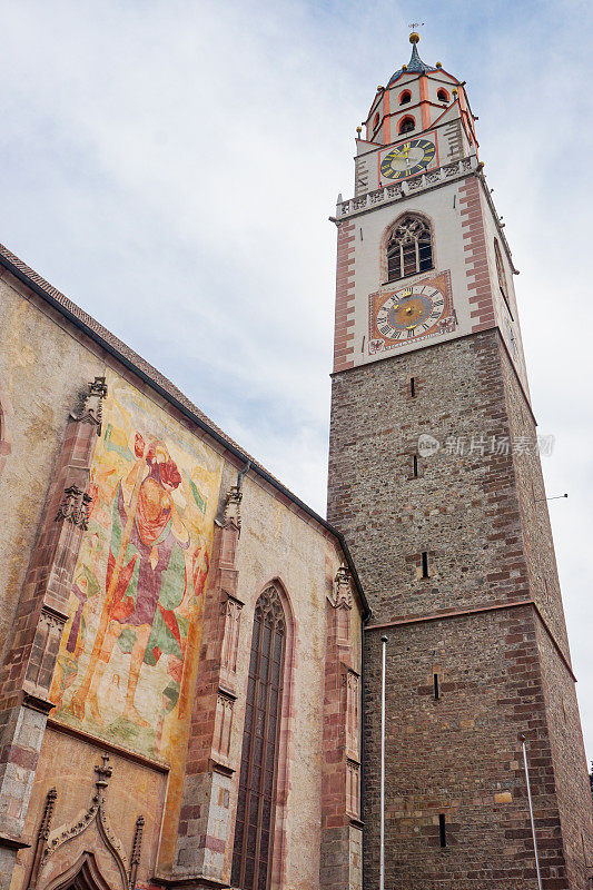 意大利南蒂罗尔梅拉诺的圣尼古拉斯教堂