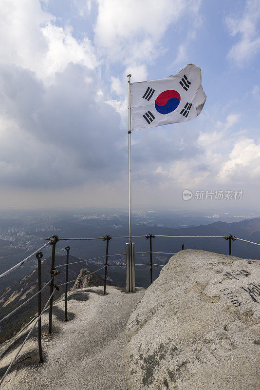 白云台山峰，韩国