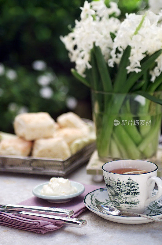 茶和烤饼