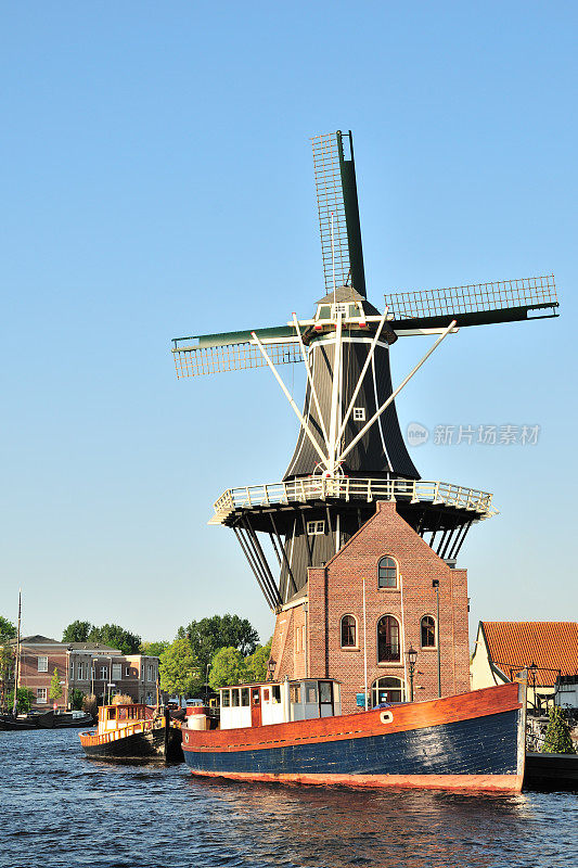 德阿德里亚安风车，哈莱姆，荷兰