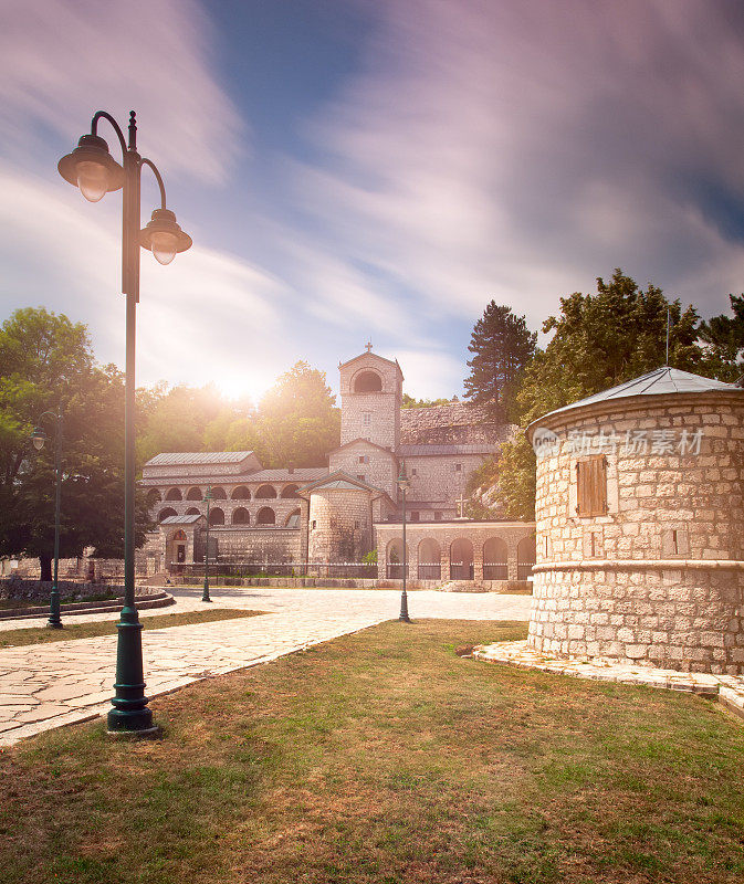 黑山的塞津修道院