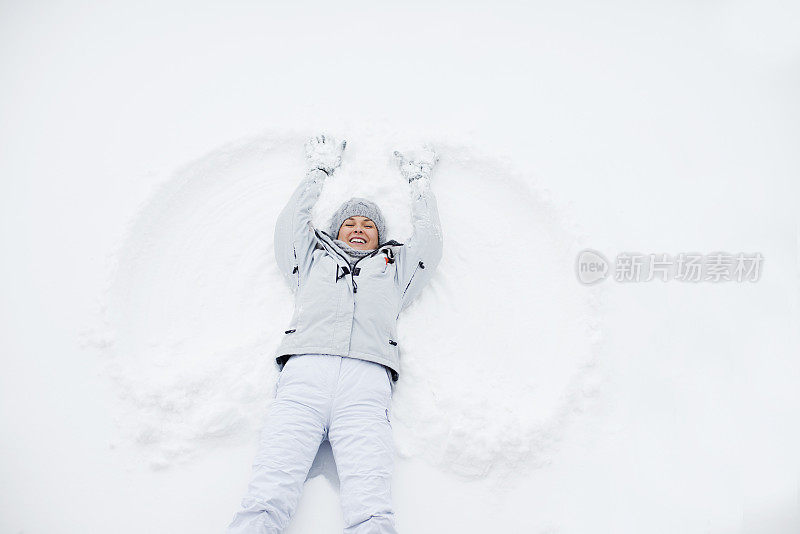 雪的天使