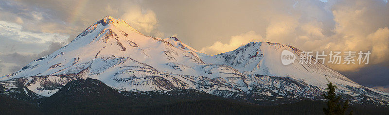 北沙士达山全景