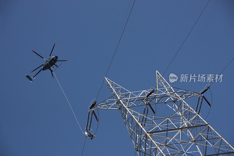 直升机空中高压电线服务