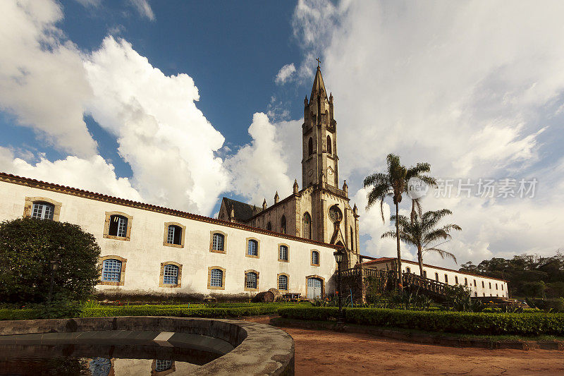 新哥特式教堂Caraça圣所(Caraça圣地)，米纳斯吉拉斯州，巴西