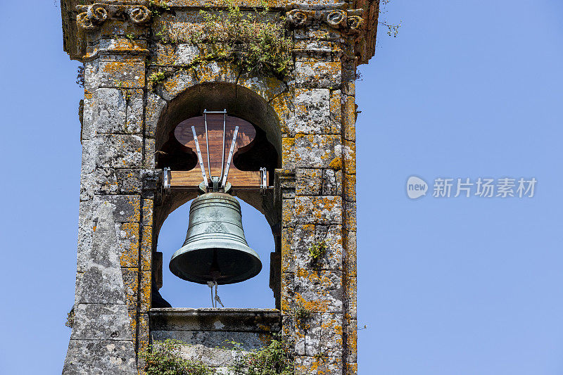 西班牙加利西亚的圣哥伦布教堂钟楼上的钟